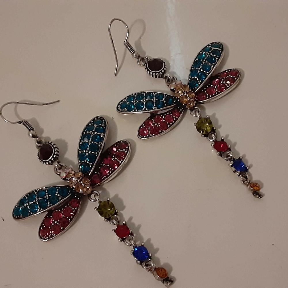 Beautiful Crystal Dragonfly Drop Earrings